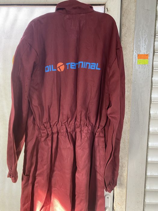 Combinezon de lucru in diferite activitati