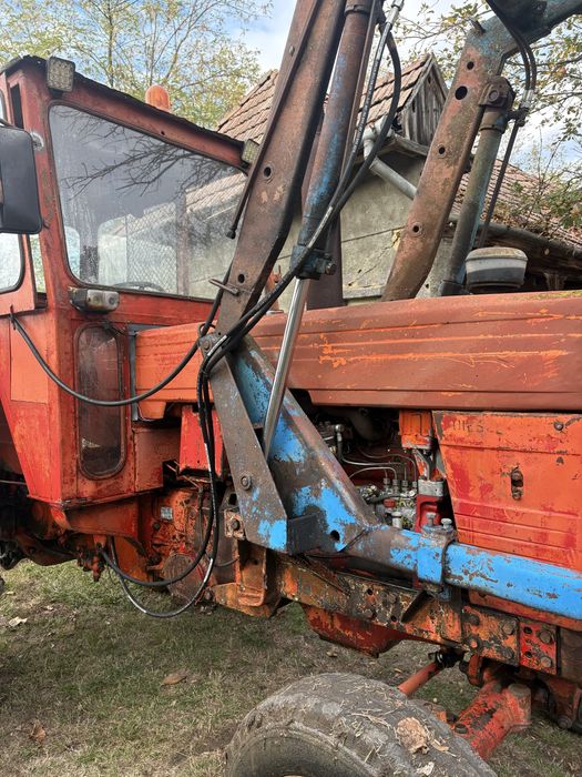 Tractor utb 650