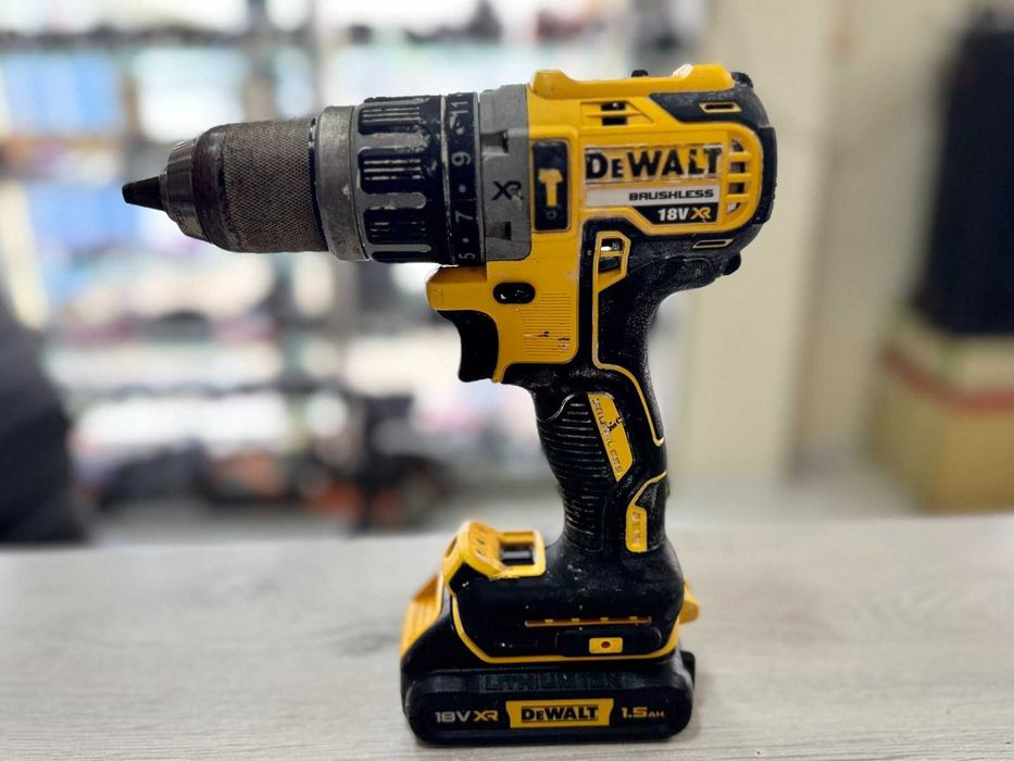 Ударен винтоверт DEWALT DCD796