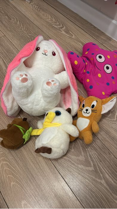 Мягкие ишрушки разные