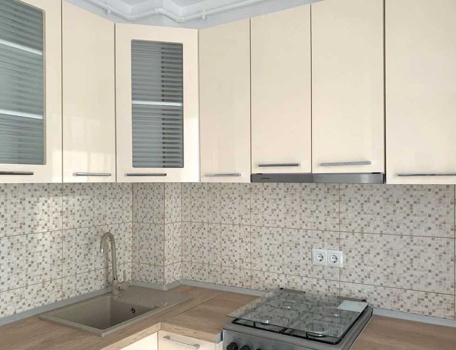 Дава се под наем Двустаен апартамент в Пловдив, Каменица 2 - 65 кв.м за 239.7 € - Снимка #1