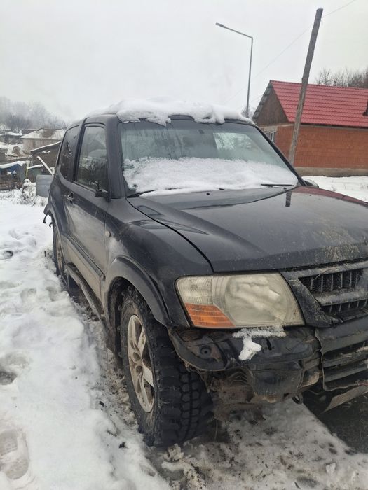 Vând Mițubiși pagero