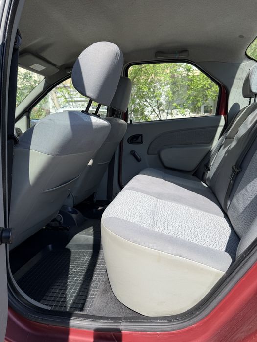 Dacia logan 1.4mpi model Laureat full !