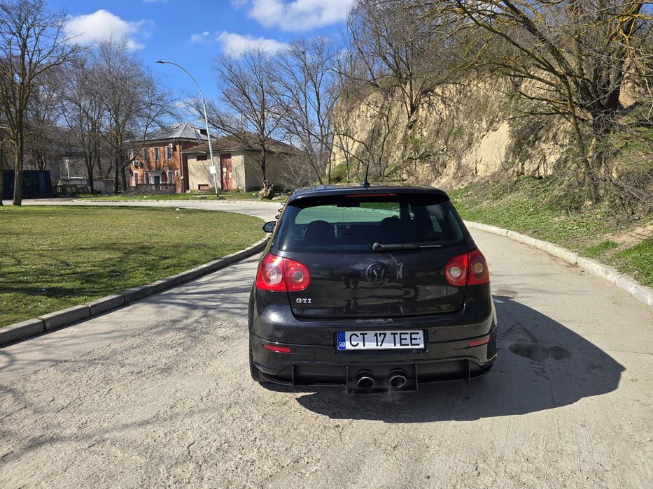 De vanzare vw golf 5 gti