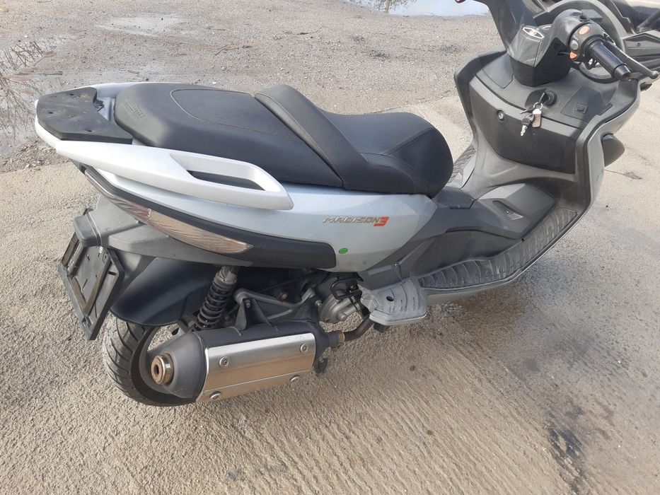 Скутер Малагути Медисън 125,200,250,400 (Medison 3,2)-на части