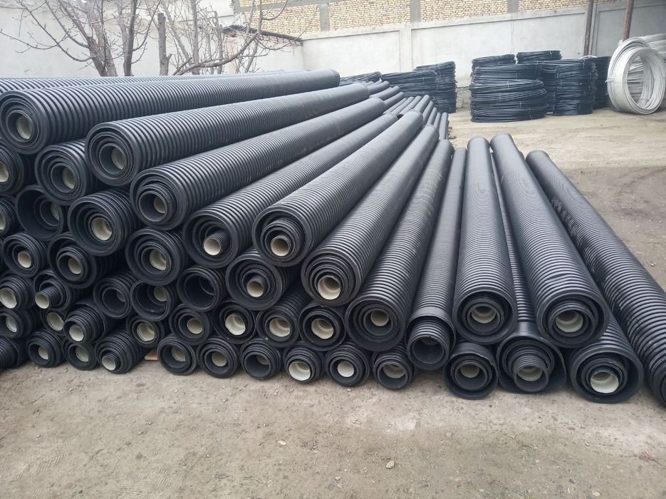 Гофра труба. Гофрированная труба. Труба пвх. Дренажная труба. Gofra.