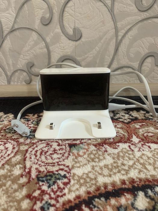 Продам робот пылесос