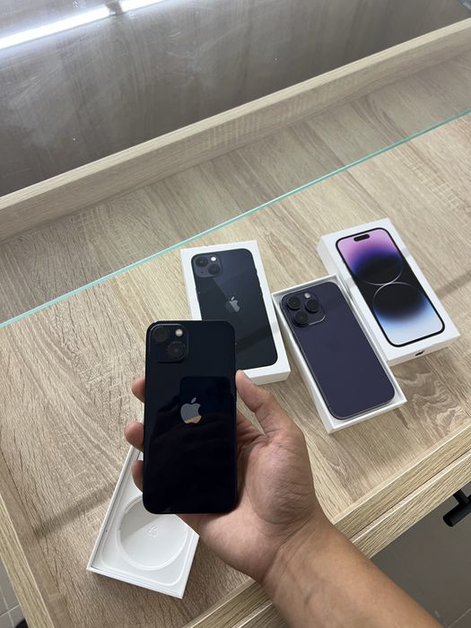 iPhone 13 128 GB 100%