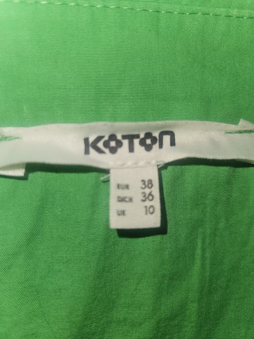 Vand salopeta scurta,verde, cu buzunare M