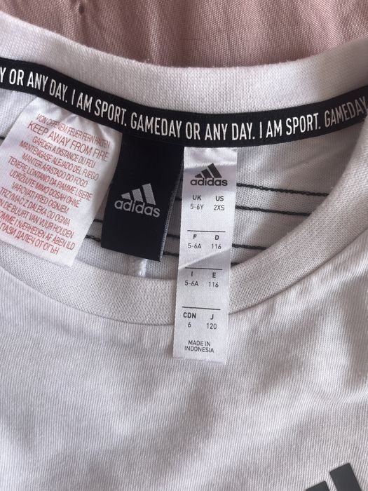 Страхотен детски екип Adidas и рокля 116см