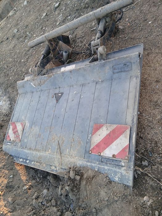 Vând trapă de Iveco!