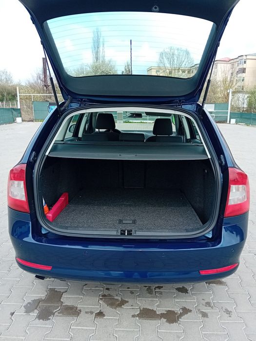 Skoda Octavia 2 Facelift Combi Break, 1.6 TDI, An 2011, Automata