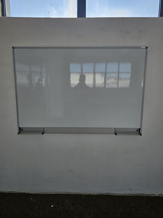 Магнитна бяла дъска лакирана метална повърхност размер 120 см х 240 см