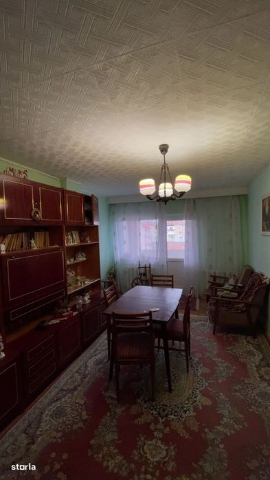 Apartament cu 3  camere de vanzare in Blaj