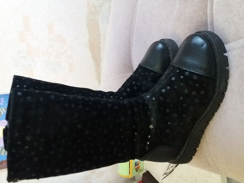 Сапожки для девочки.