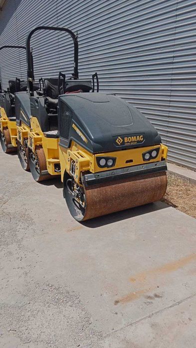 Продаётся двух вальцовый виброкаток BOMAG BW120AD-5!