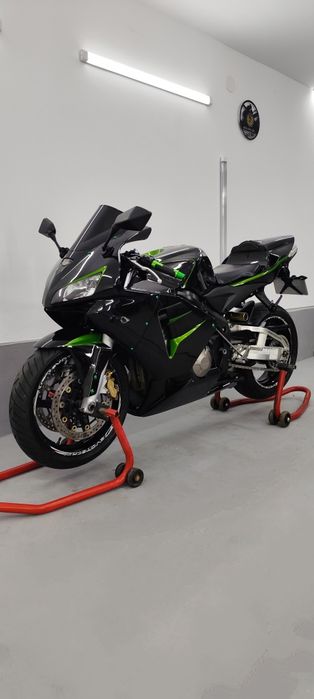 Honda CBR 600RR -pc37