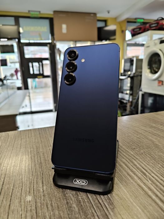 Samsung Galaxy S25 / 128GB