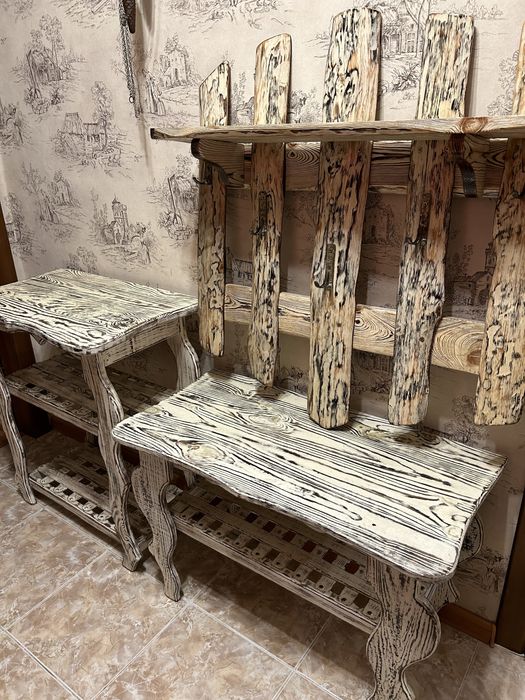 Продам прихожую из дерева