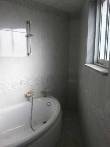 Продава се Къща в Свиленград - 372 кв.м за 619 €/кв.м - Снимка #9