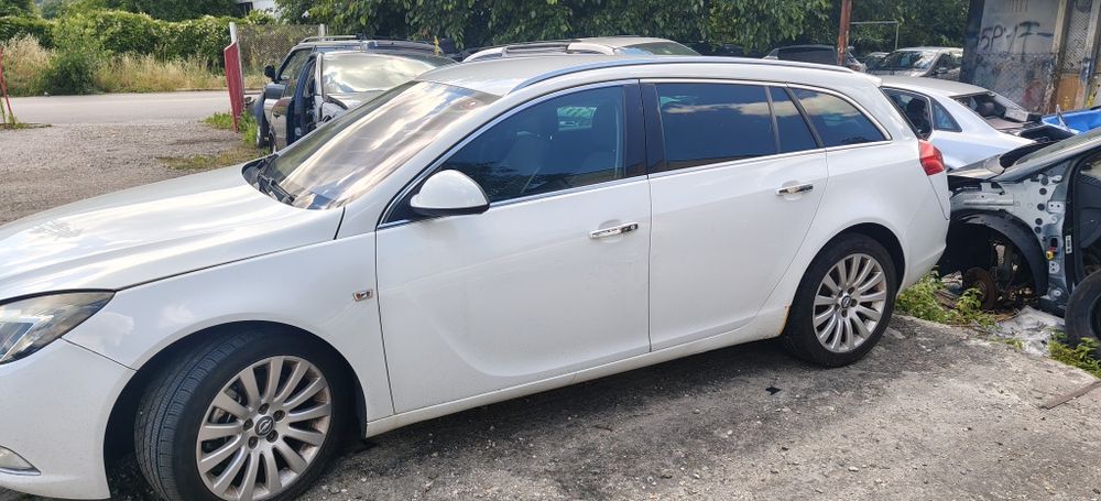 Опел Инсигния opel insignia 2.0CDTI A20DTH за части  автомат