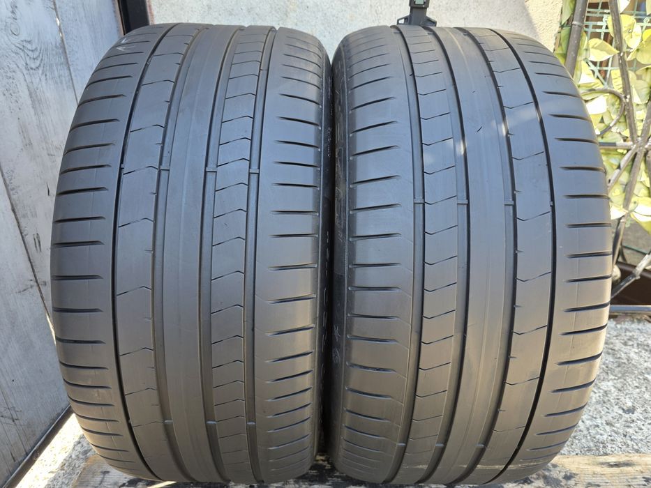 Vand două anvelope de vara pirelli p zero 305 40 20 dot  2622