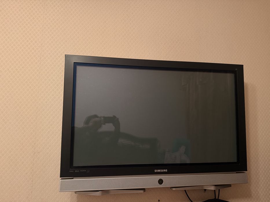 Продам телевизор Samsung