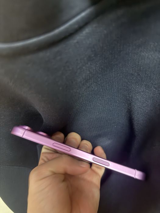 iphone 16 на 256 100%