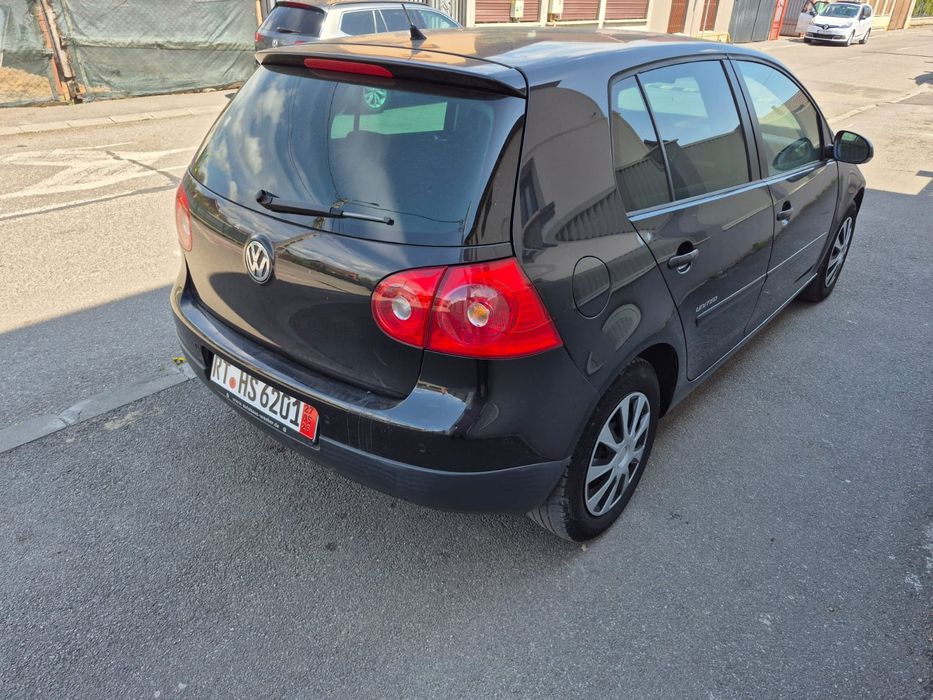 Golf 5 1.4 Benzină 80cp model UNITED