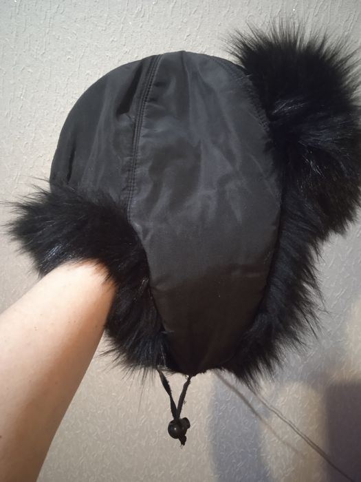 Продам детскую шапку