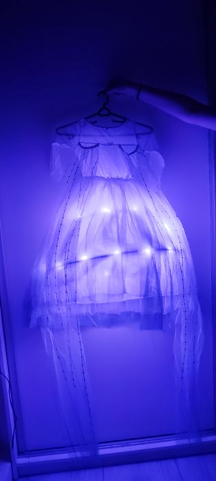 Светеща рокля на Елза от Фроузън за 3,4,5,6г с подарък корона и светещ