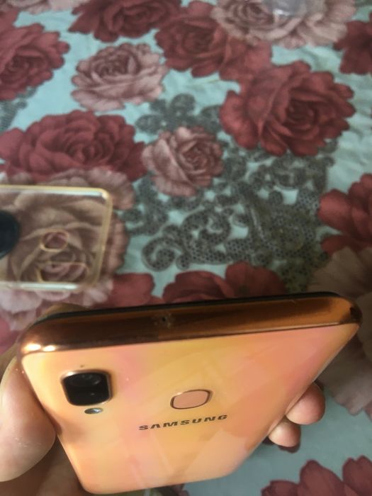 Samsung a40 sotiladi