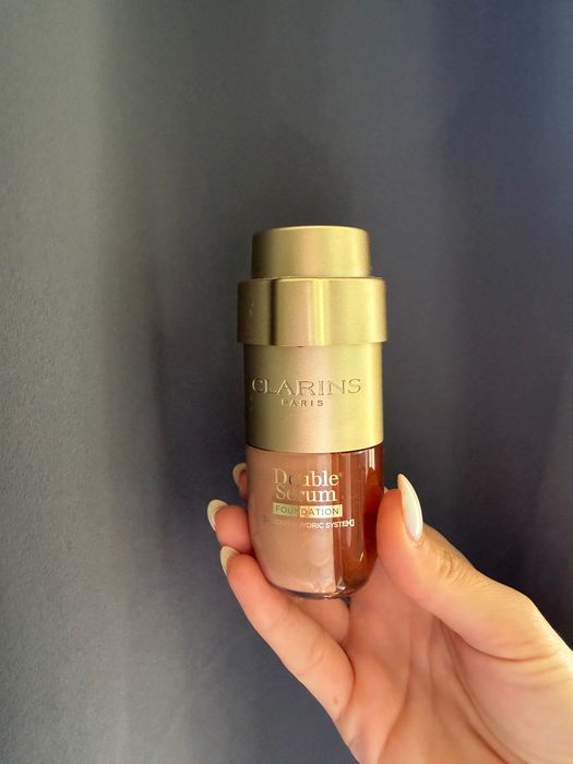 Clarins Double serum foundation