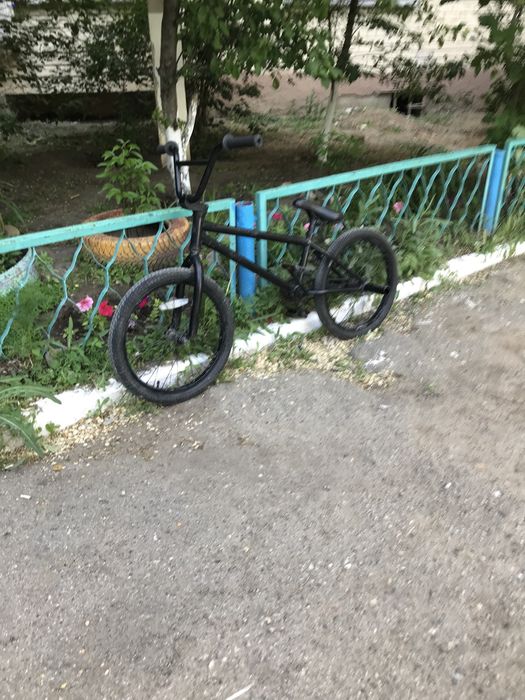 продам отличный ВМХ