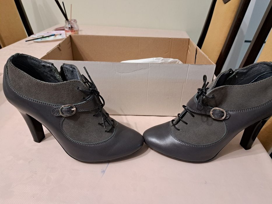 Botine din piele pentru doamne