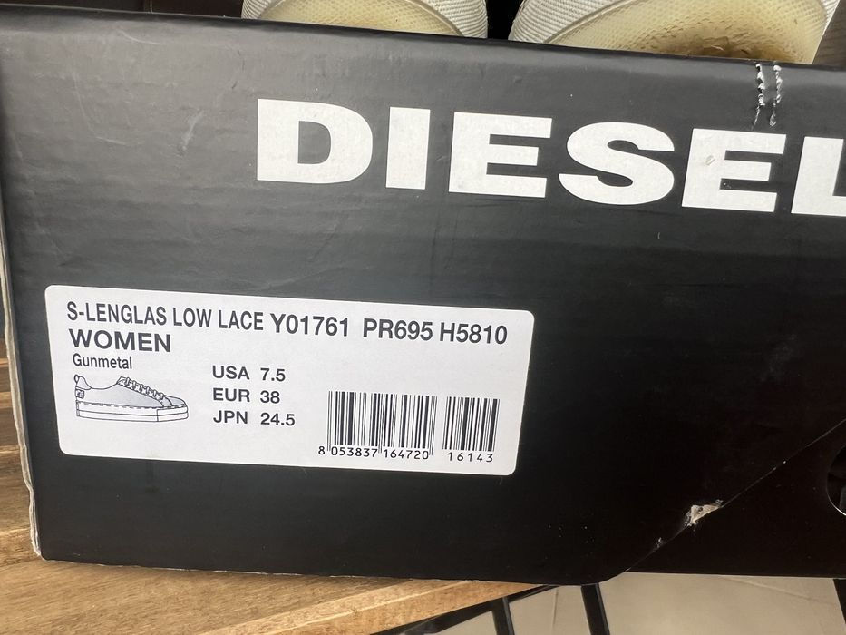 Оригинални Черно/Бели Кецове Diesel естествена кожа