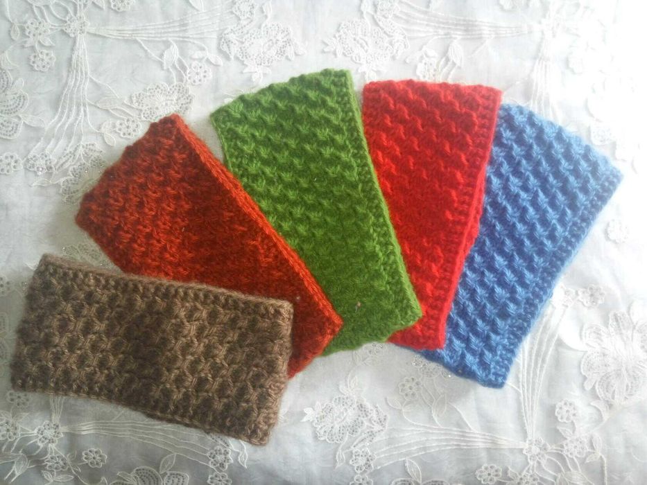 Повязки на голову вязаные