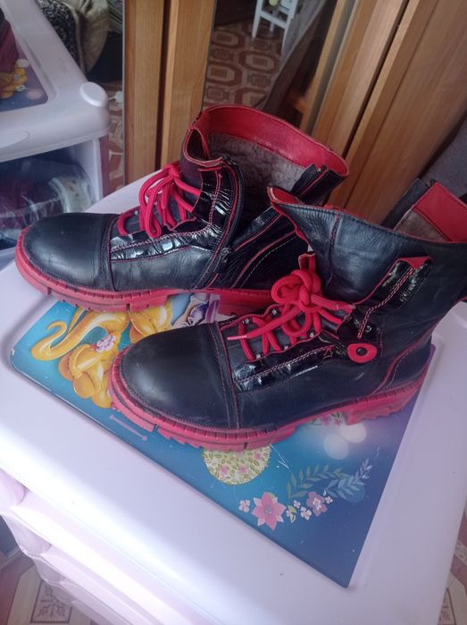 Продаю детские вещи