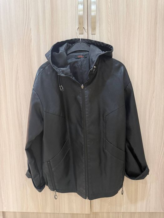 Женская кожаная куртка