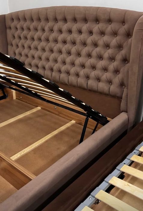 Кровать двуспальная