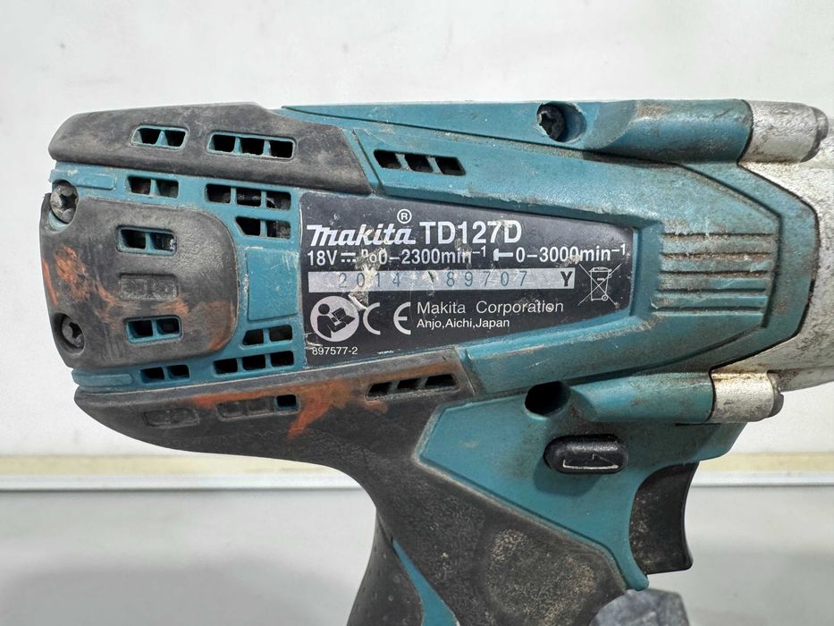 Винтоверт и импактор - Makita 18 V li ion