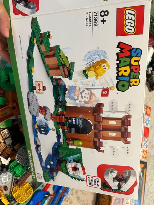 Lego Super Mario seturi diverse cu figurine incluse