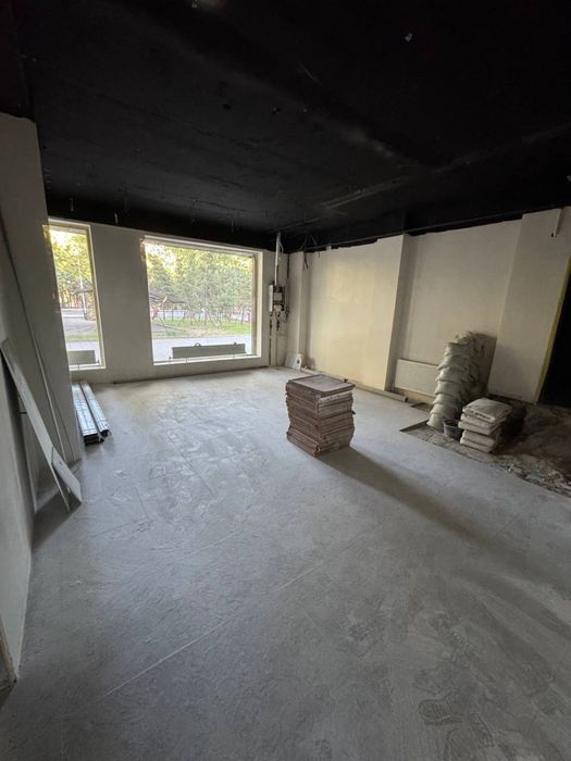 Аренда под Офис Ориентир Ганга 2400м2 4000$ торг