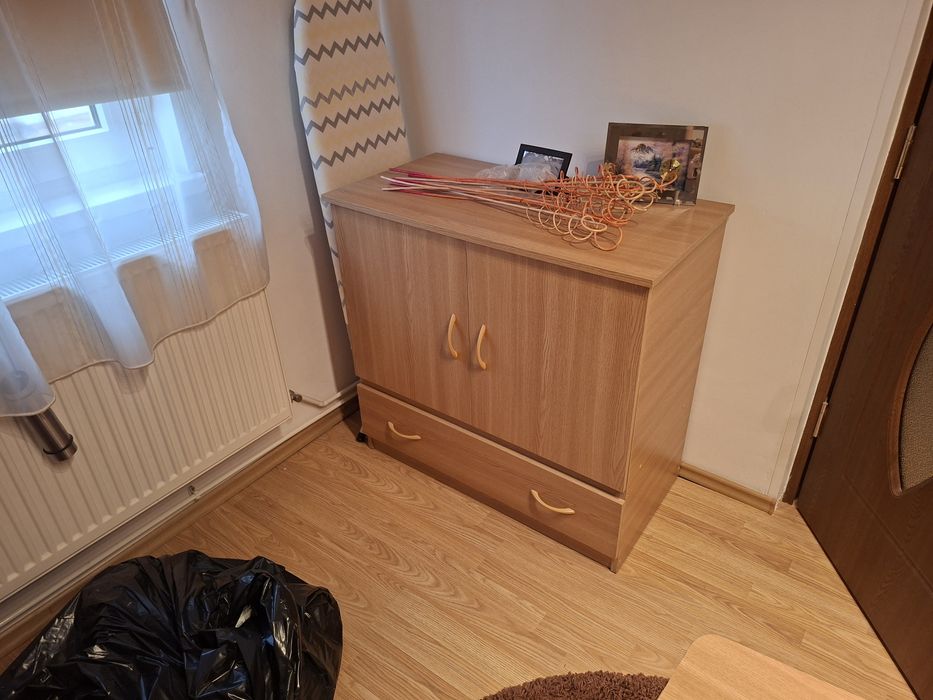 Vand mobila , canapea extensibila