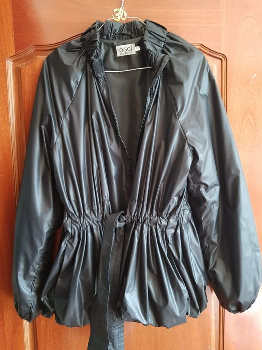 Пальто , плащи женское