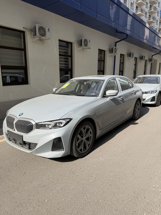 BMW I3 электромобиль 550 км