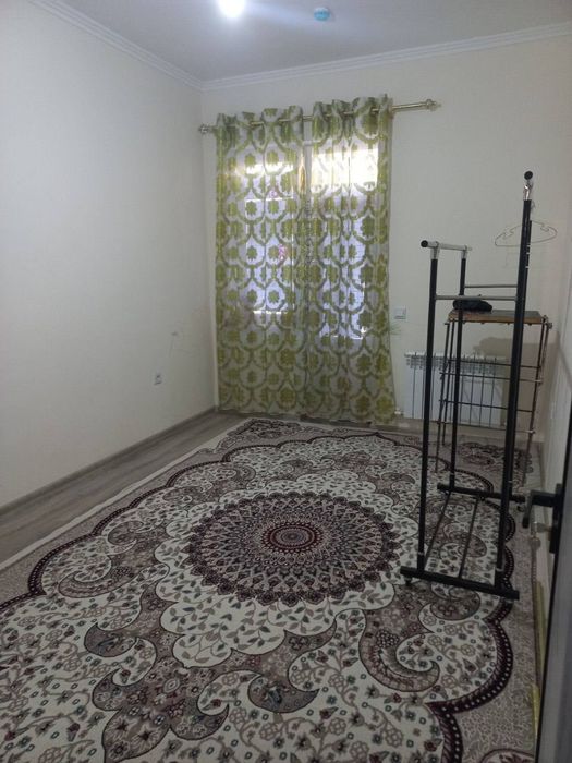 Bez makler kvartira bor yangi darxonda qizlar bilan sheriklikka