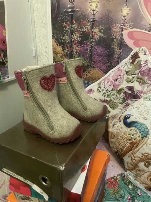 Детская обувь для девочки