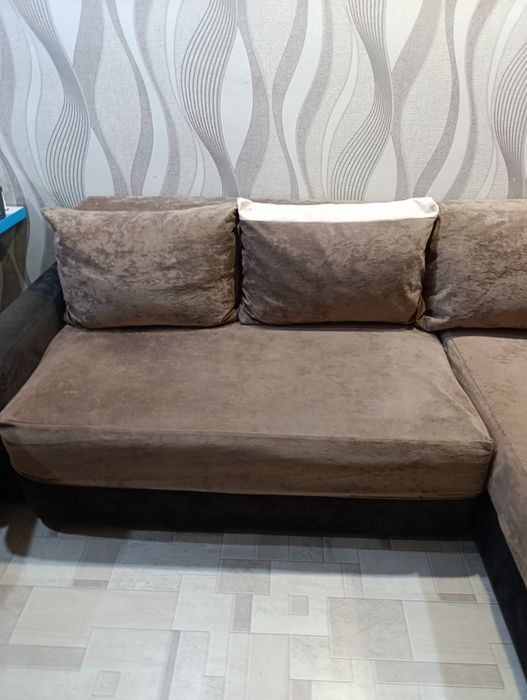 Продам угловой диван