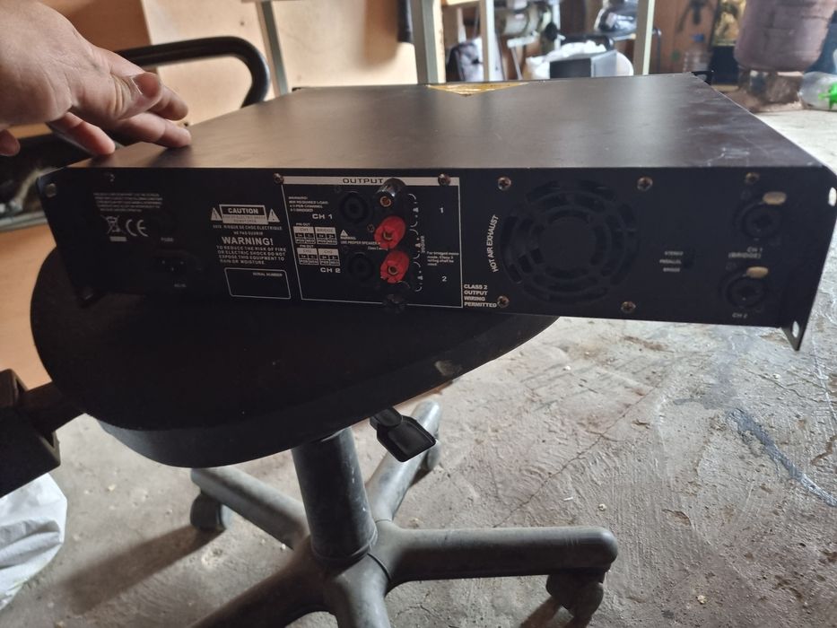 Усилитель behringer ep4000
